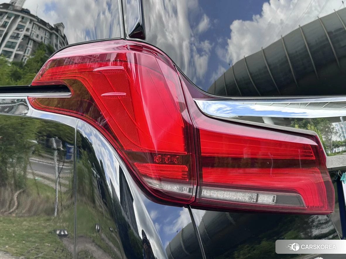 Toyota Elfa id 4493273 из Китая 32