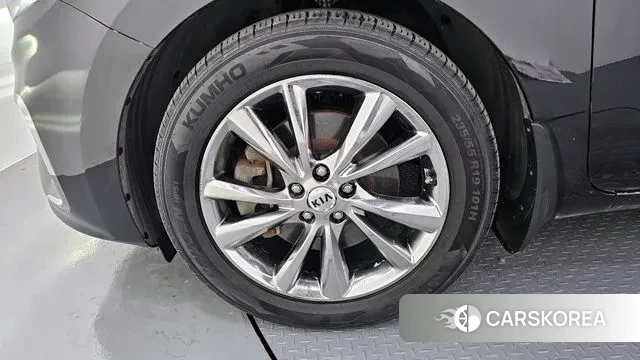 Kia The New Carnival id 3444688 из Кореи 15