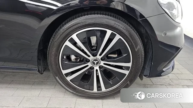 Mercedes-Benz E-Class W213 id 3771726 из Кореи 15