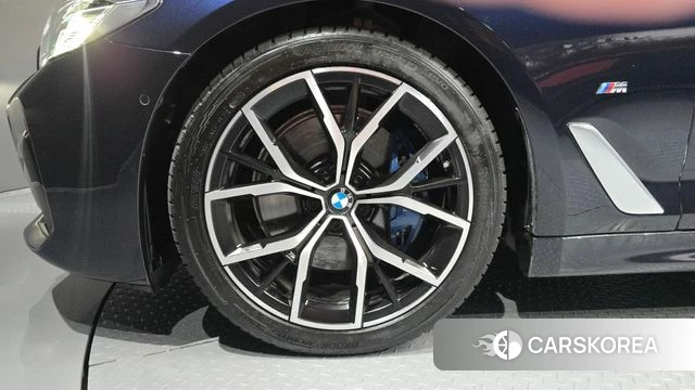 BMW 5 Series (G30) id 4632231 из Кореи 15