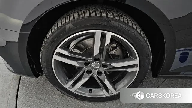 Audi A4 (B9) id 3601818 из Кореи 15