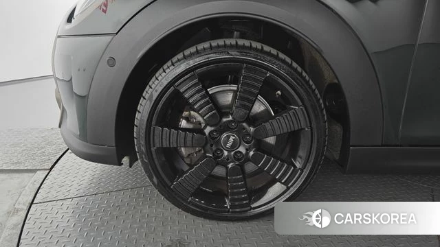 Mini Cooper S id 4186631 из Кореи 23