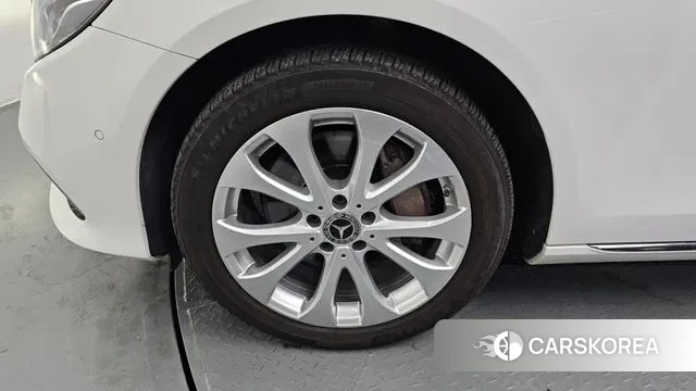 Mercedes-Benz E-Class W213 id 3417607 из Кореи 15