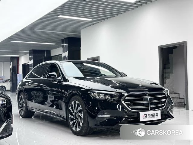 Mercedes-Benz E-class id 4368359 из Китая 13