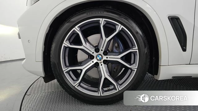 BMW X5 (G05) id 4494662 из Кореи 31