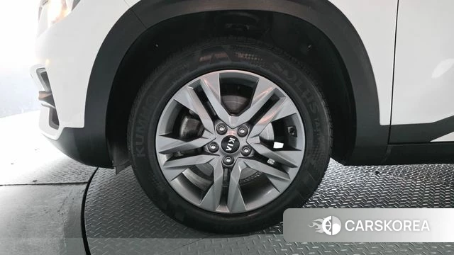 Kia Seltos id 4507280 из Кореи 35