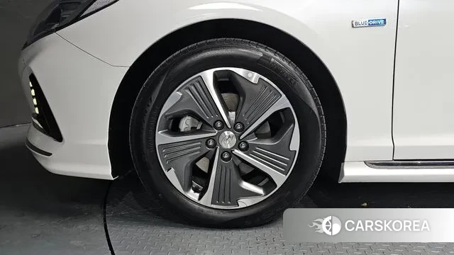 Hyundai Sonata New Rise Hybrid id 3578793 из Кореи 15