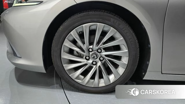 Lexus ES300h 7th generation id 4677799 из Кореи 15
