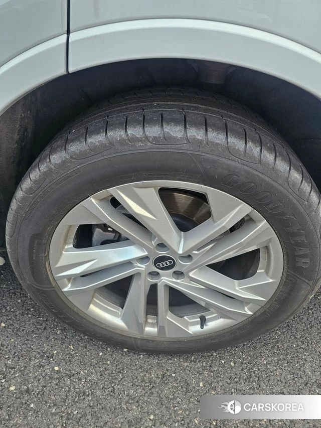 Audi Q7 (4M) id 3923383 из Кореи 9