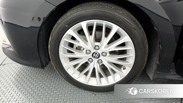 Toyota Camry (XV70) id 3024601 из Кореи 15