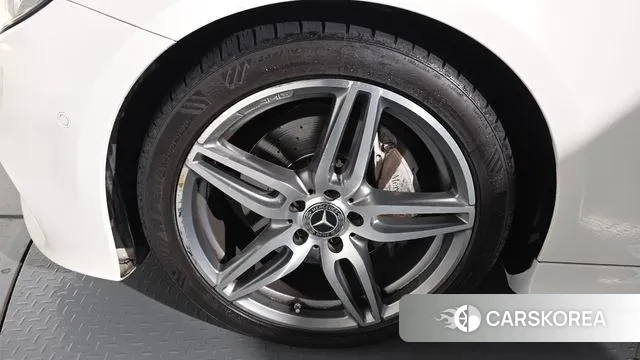 Mercedes-Benz E-Class W213 id 3761086 из Кореи 15