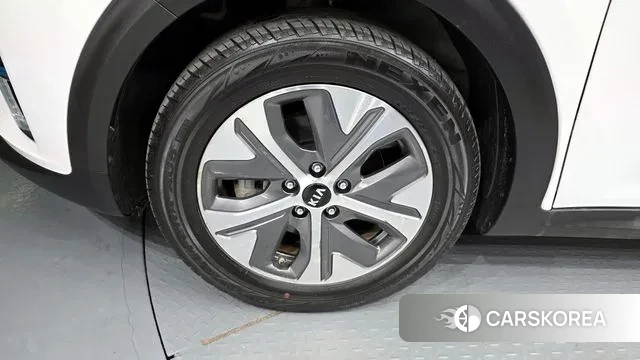 Kia Niro EV id 3349801 из Кореи 15