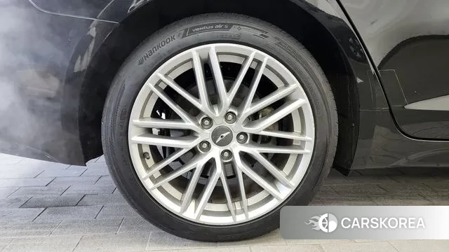 Genesis G70 id 3489602 из Кореи 15