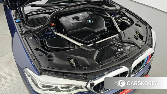 BMW 5 Series (G30) id 4633223 из Кореи 29