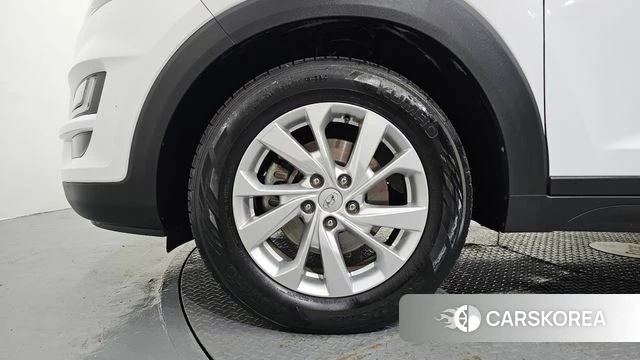 Hyundai All New Tucson id 4895351 из Кореи 30