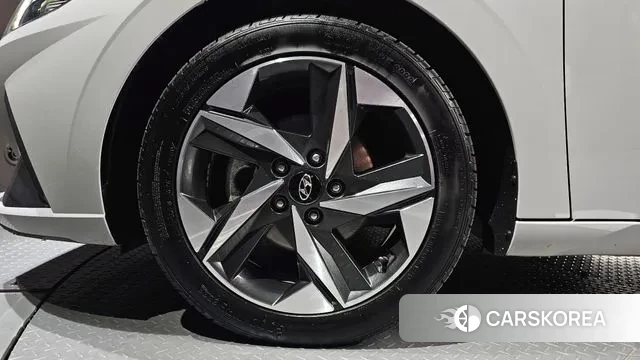 Hyundai Avante (CN7) id 3367659 из Кореи 15