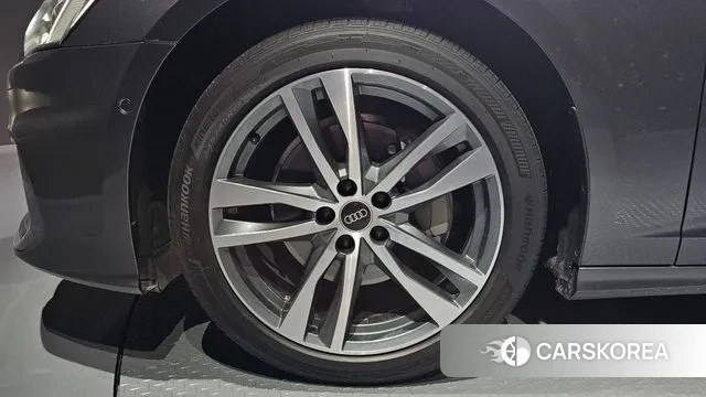 Audi A6 (C8) id 3389325 из Кореи 15