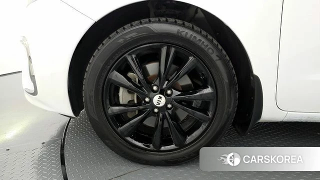 Kia The New Carnival id 3814372 из Кореи 15