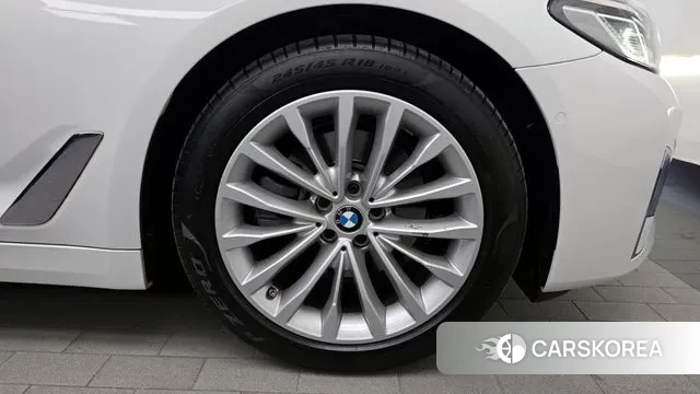 BMW 5 Series (G30) id 3432238 из Кореи 15