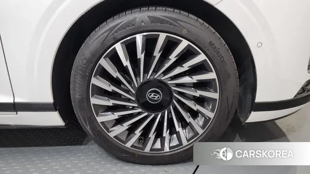 Hyundai Grandeur Hybrid (GN7) id 3431821 из Кореи 15