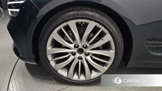 Genesis The New G70 id 3390189 из Кореи 15