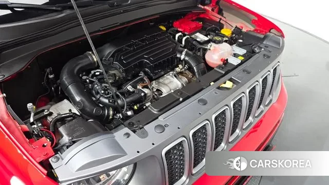 Jeep Renegade id 3333791 из Кореи 15