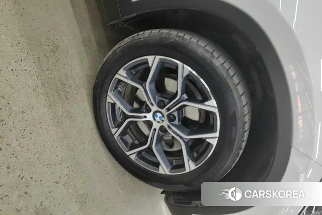 BMW X1 id 4307701 из Китая 12