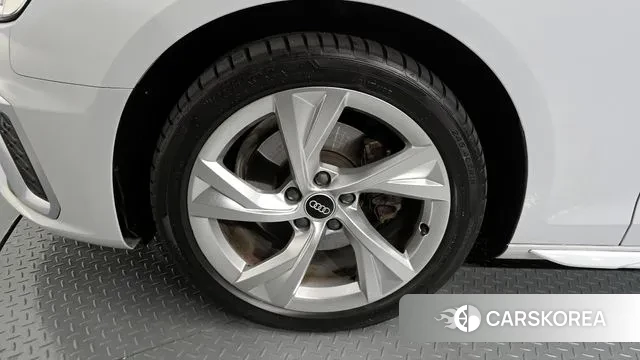 Audi A4 (B9) id 3416679 из Кореи 15