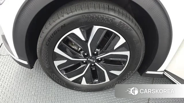 Kia EV6 id 3058689 из Кореи 15