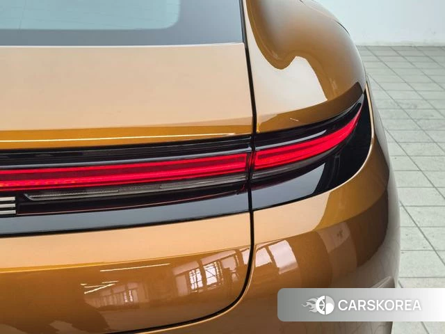 Porsche Panamera id 3927012 из Китая 30