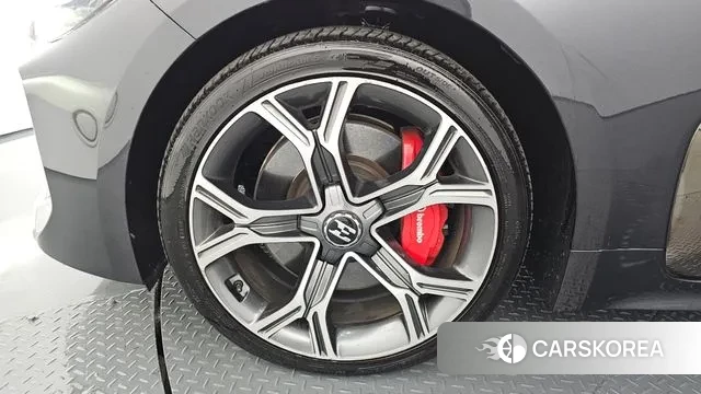 Kia Stinger id 3445064 из Кореи 15