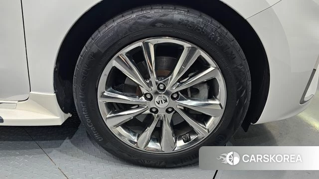 Kia The New Carnival id 3834751 из Кореи 15