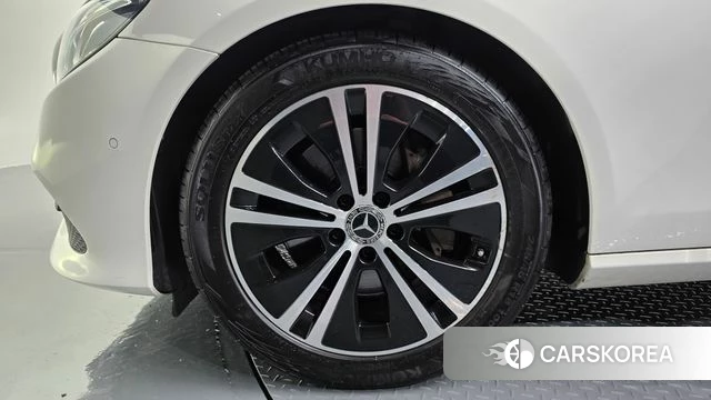 Mercedes-Benz E-Class W213 id 4657763 из Кореи 14