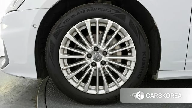 Audi A6 (C8) id 3834073 из Кореи 15