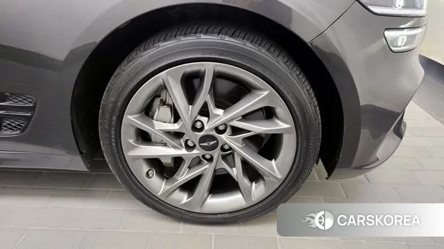 Genesis The New G70 id 3383364 из Кореи 15