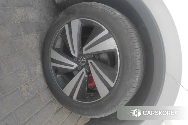 Volkswagen Tiguan X id 4207901 из Китая 12