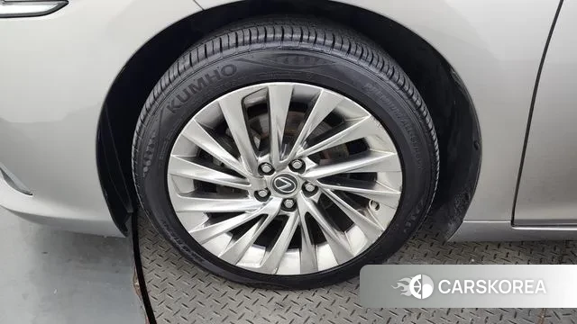 Lexus ES300h 7th generation id 3045197 из Кореи 15