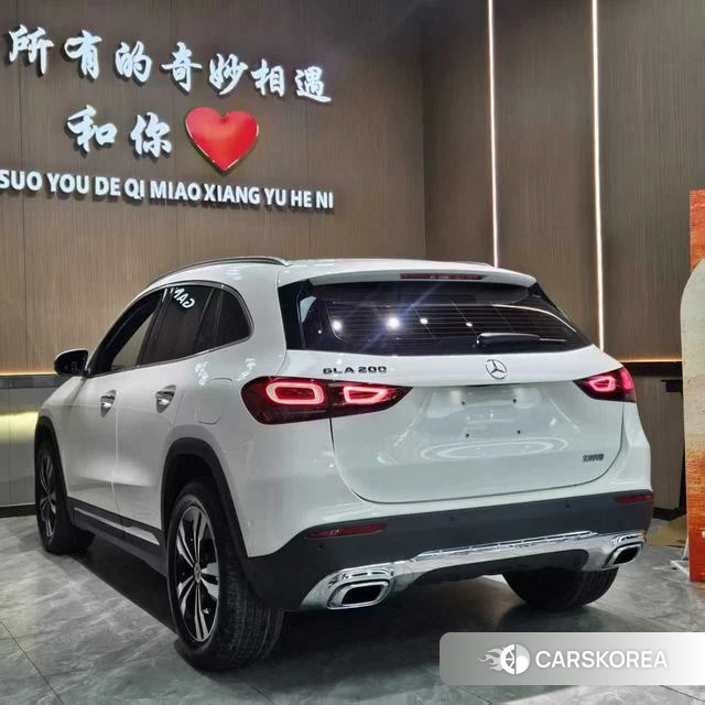 Mercedes-Benz GLA 2021 Белый из Китая, фото 5