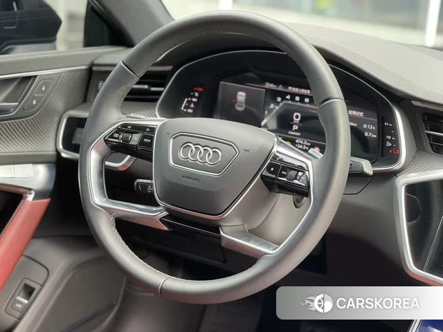 Audi A7L id 4261794 из Китая 14