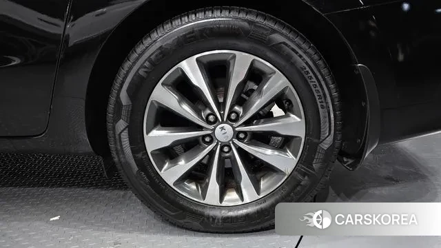 Kia All New Carnival id 3485169 из Кореи 15