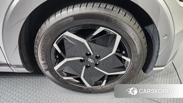 Hyundai Ionic 5 id 2988860 из Кореи 15