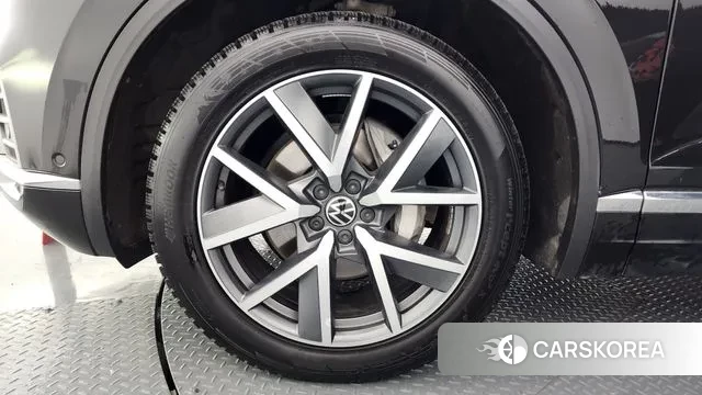 Volkswagen Touareg 3rd generation id 3758388 из Кореи 15