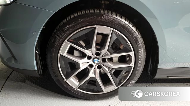 BMW 5 Series (G60) id 3786615 из Кореи 15