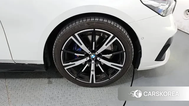 BMW 5 Series (G60) id 3332759 из Кореи 15