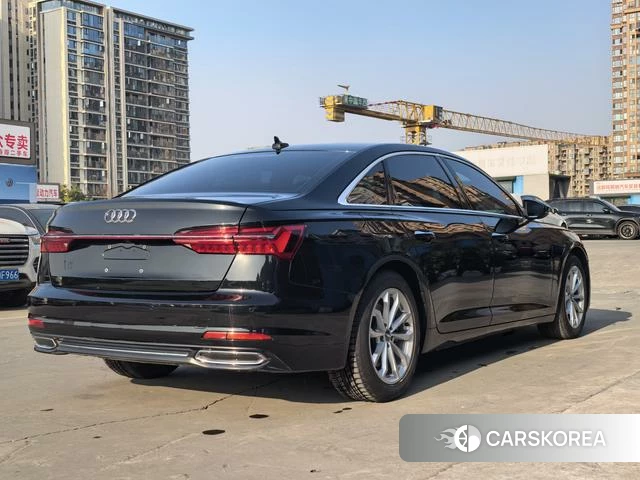 Audi A6L id 4290790 из Китая 10