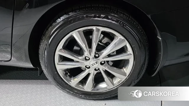 Kia The New Carnival id 3717910 из Кореи 15