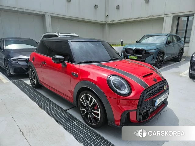 Mini Cooper S 2023 Красный из Кореи, фото 5