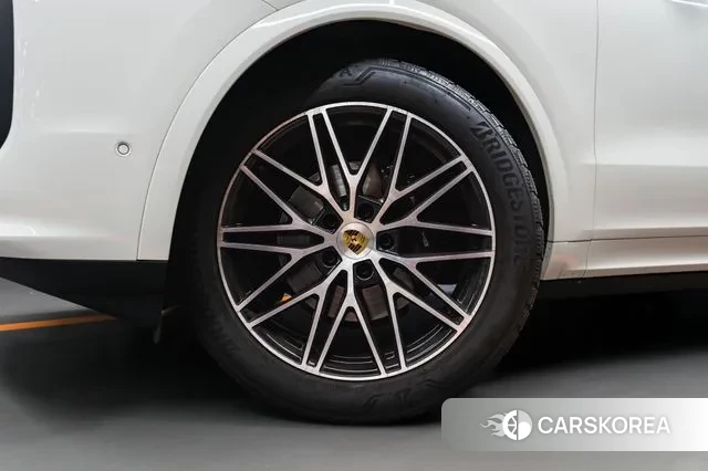 Porsche Cayenne (PO536) id 2883852 из Кореи 7