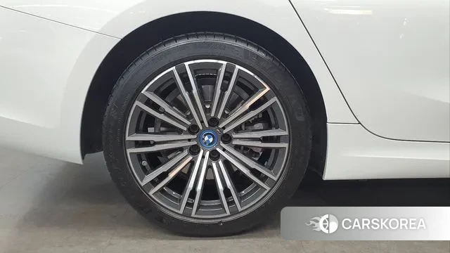 BMW 3 Series (G20) id 3650090 из Кореи 15