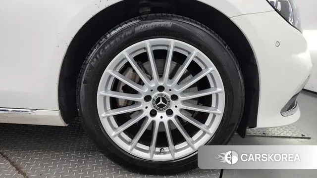 Mercedes-Benz E-Class W213 id 3147487 из Кореи 15